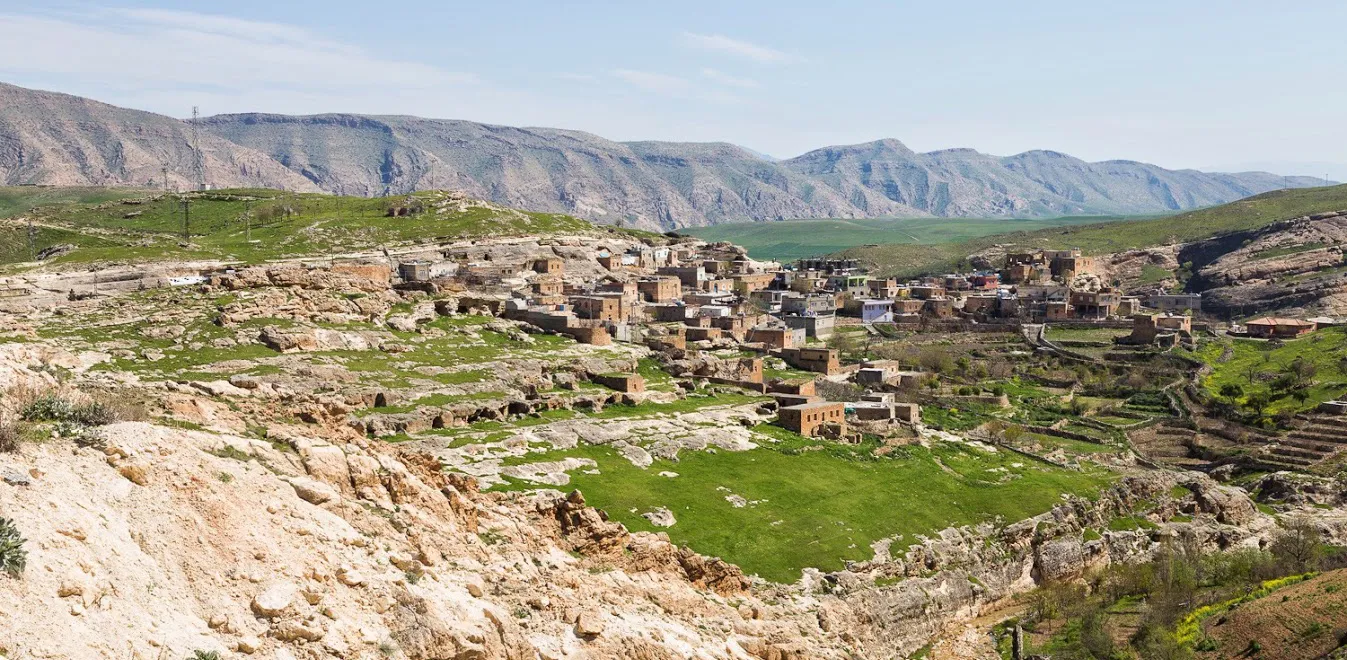 Atölye Kolektif - Mağaraların Uzantısında: Üçyol (Difne) Köyü